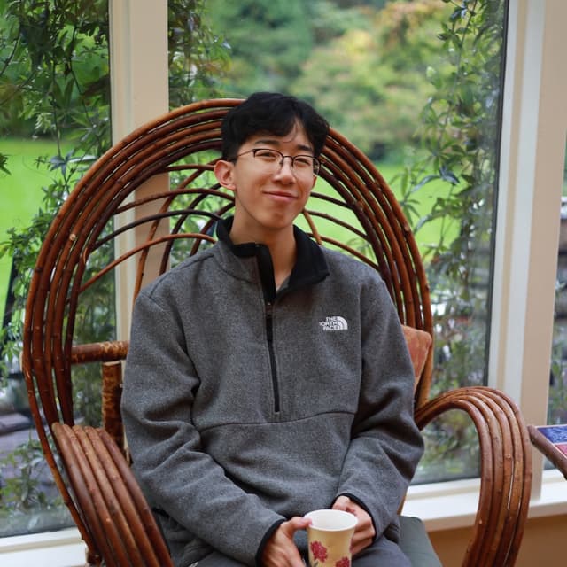 headshot of Jacky Zhao 