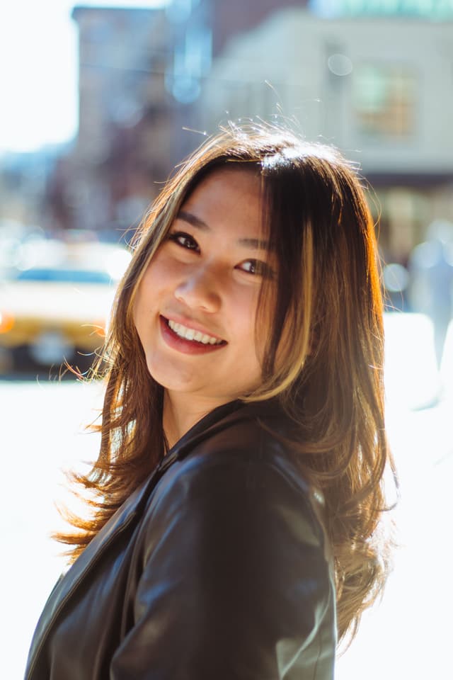 headshot of Tina Mai 