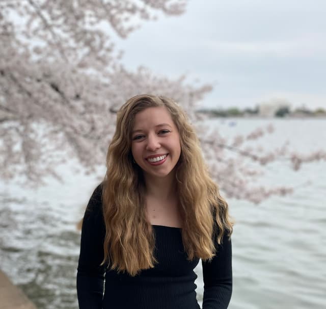 headshot of Eliza Steffen 