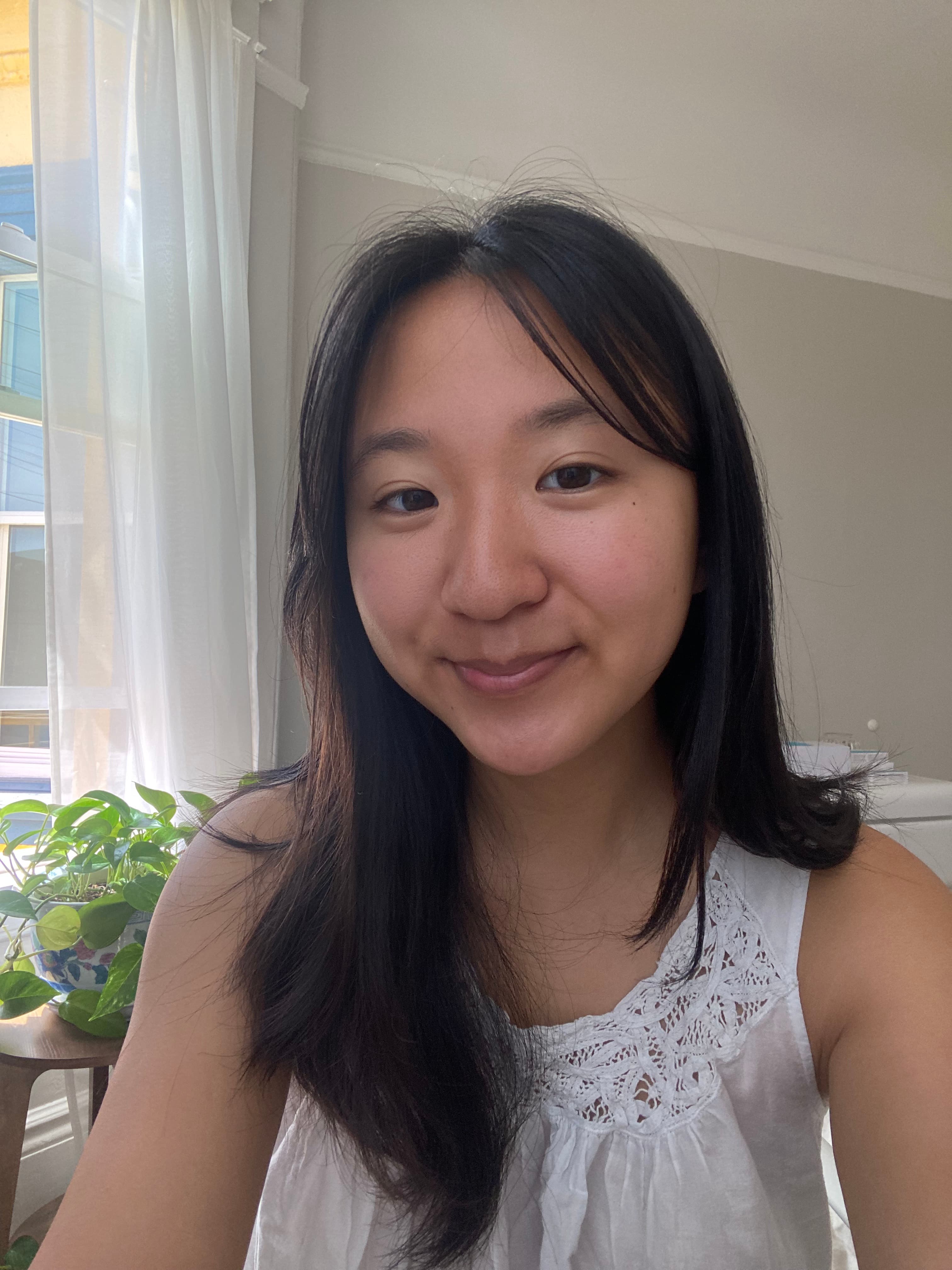 Headshot of Sabrina Kim
